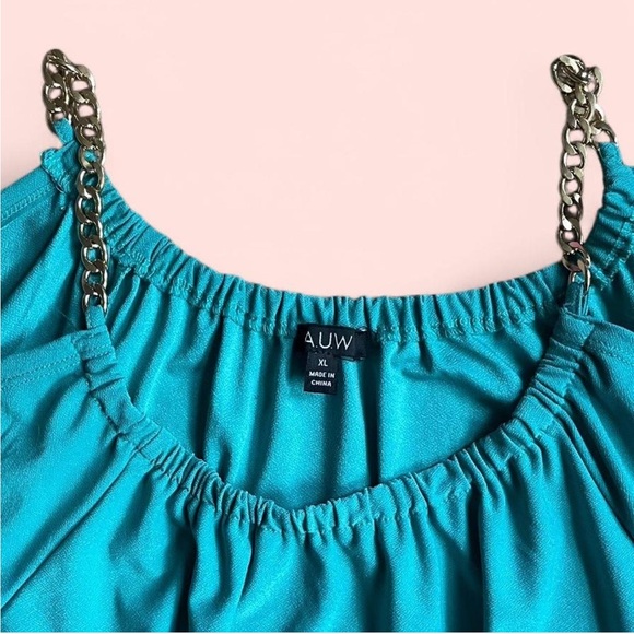 Blue Top - Picture 3 of 3